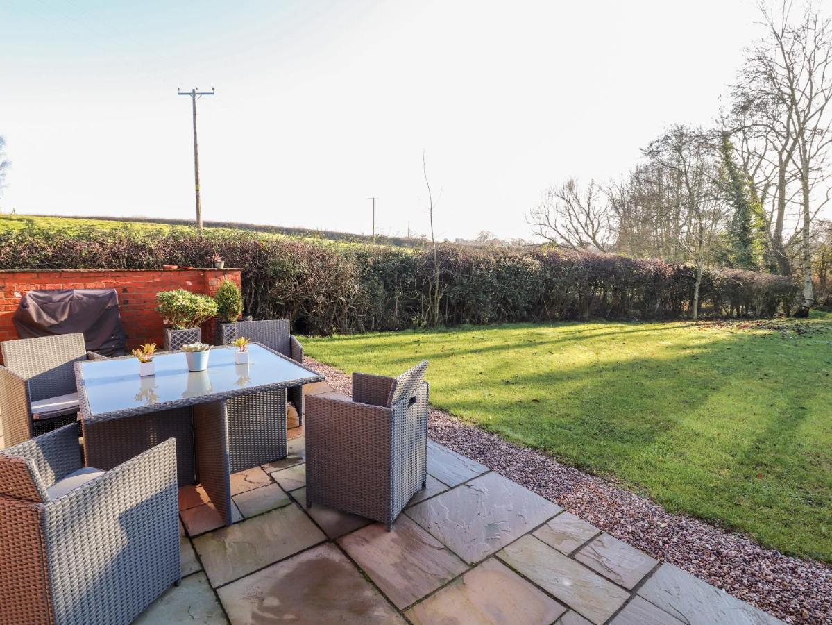 Well View Cottage Tarporley Exterior foto